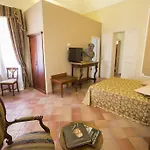 Palazzo Raho 게스트하우스 체팔루