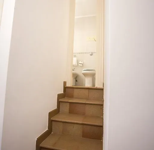 Palazzo Raho تْشيفالو