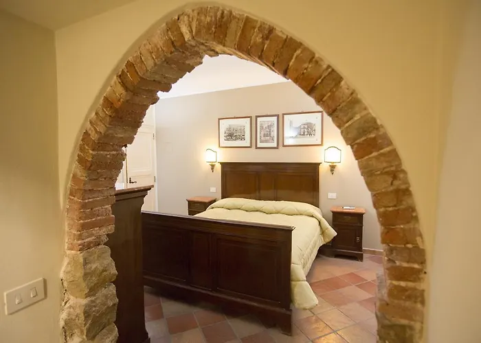 بيت ضيافة Palazzo Raho 4*