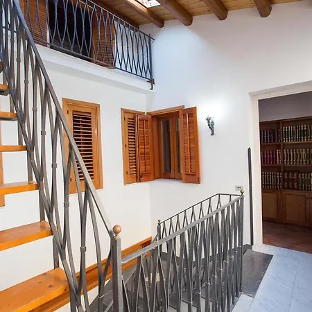 Palazzo Raho 4*
