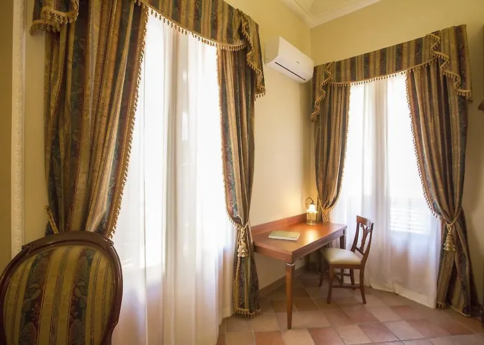 Palazzo Raho Penzion 4*